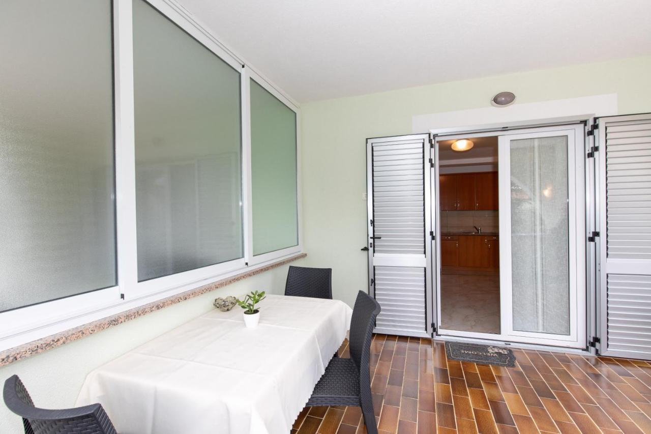 Ferienwohnung Justic Krk Town Exterior foto